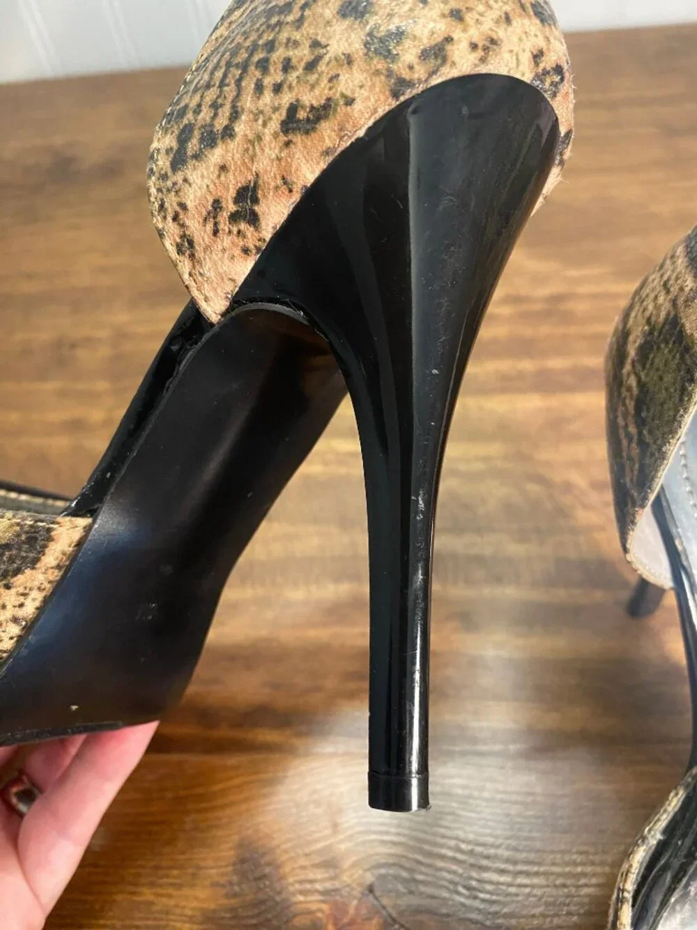 GUESS - Locklyn Snakeskin Animal Print Peep Toe Stiletto Heels - Size 6M